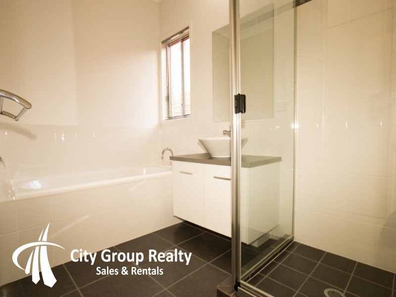 Varsity Lakes QLD 4227