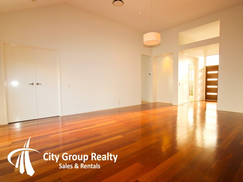 Varsity Lakes QLD 4227