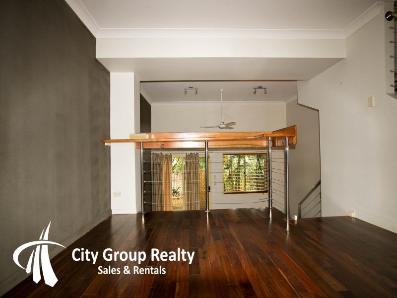 100 Racecourse Drive, Bundall QLD 4217