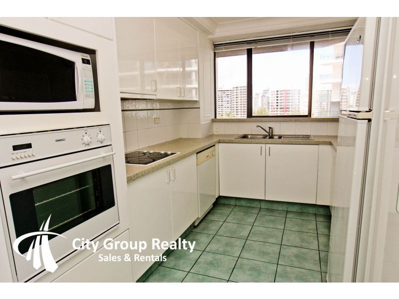 5 Enderley Avenue, Surfers Paradise QLD 4217