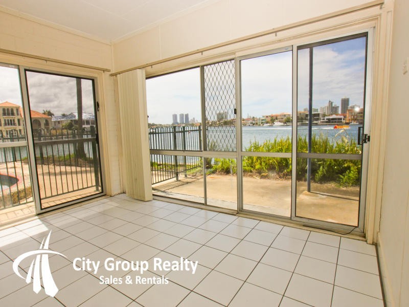 Chevron Island QLD 4217