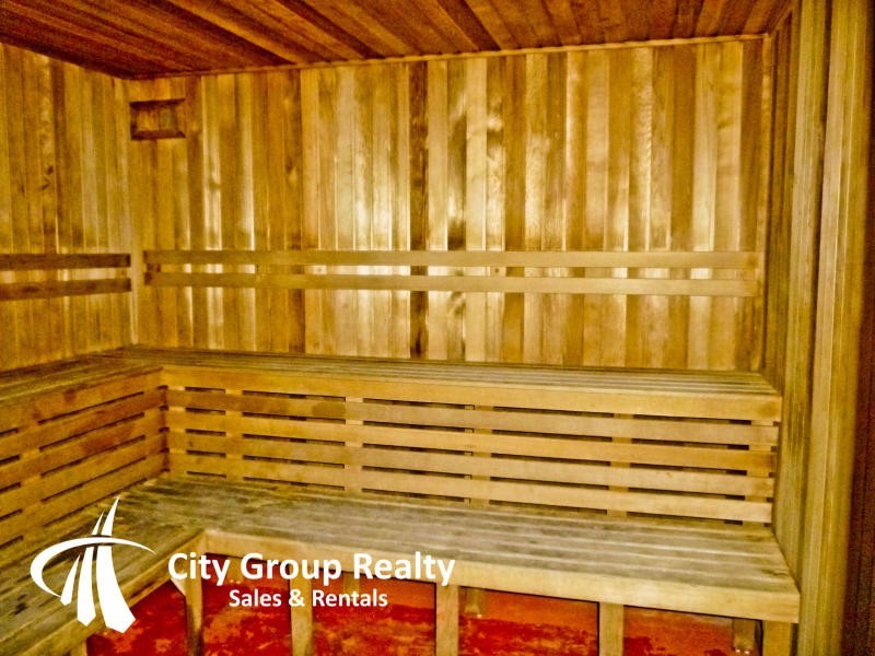 8 Trickett Street, Surfers Paradise QLD 4217