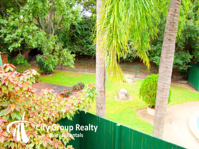 111 Salerno Street, Surfers Paradise QLD 4217