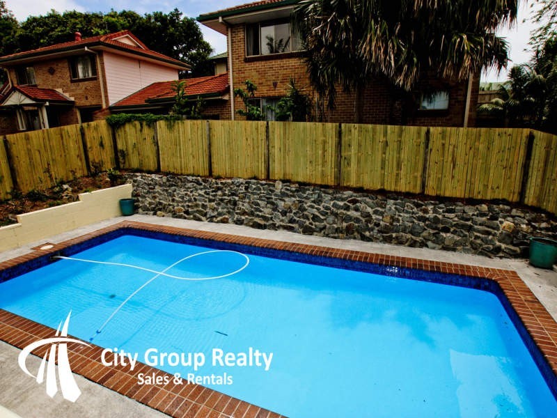 Southport QLD 4215