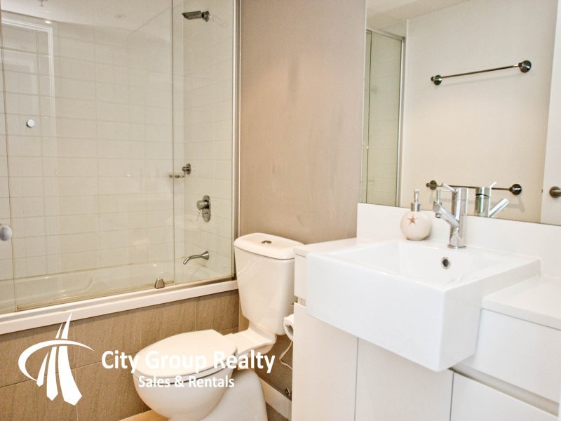 9 Lawson Street, Southport QLD 4215