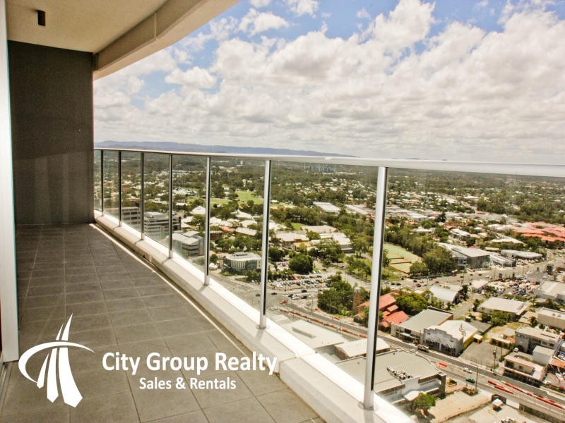 9 Lawson Street, Southport QLD 4215