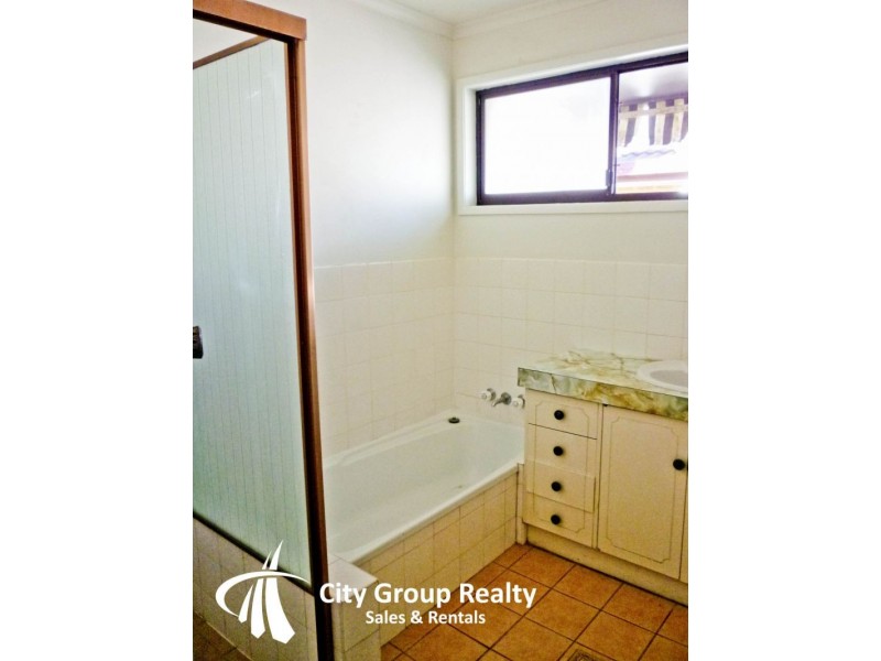 53 Bundall Road, Bundall QLD 4217