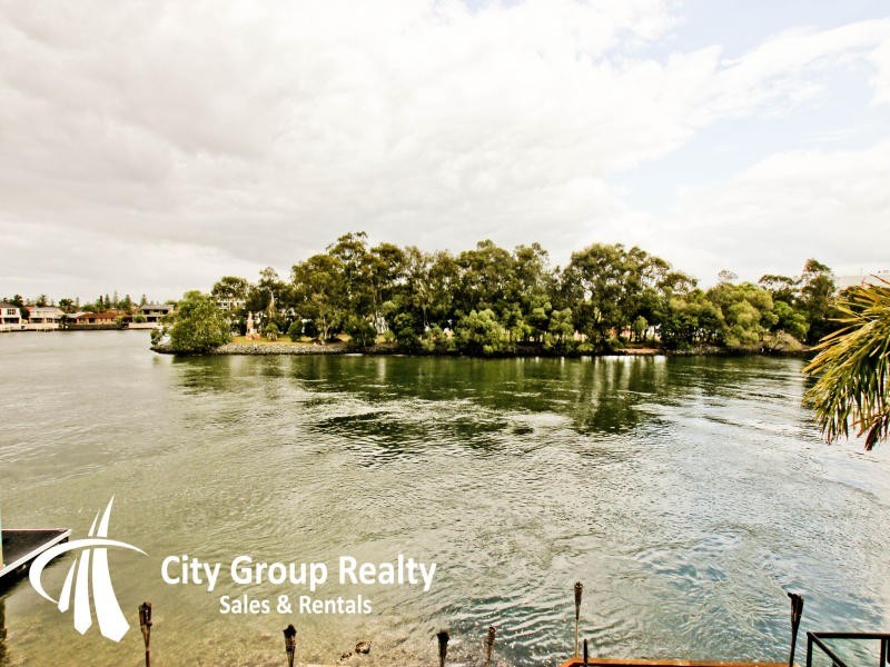 Chevron Island QLD 4217