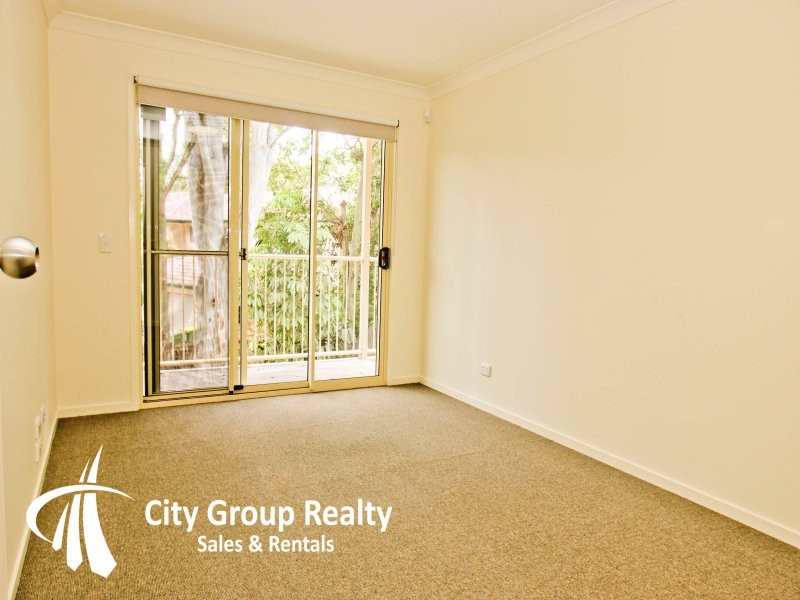 4 Wundowie Street, Nerang QLD 4211