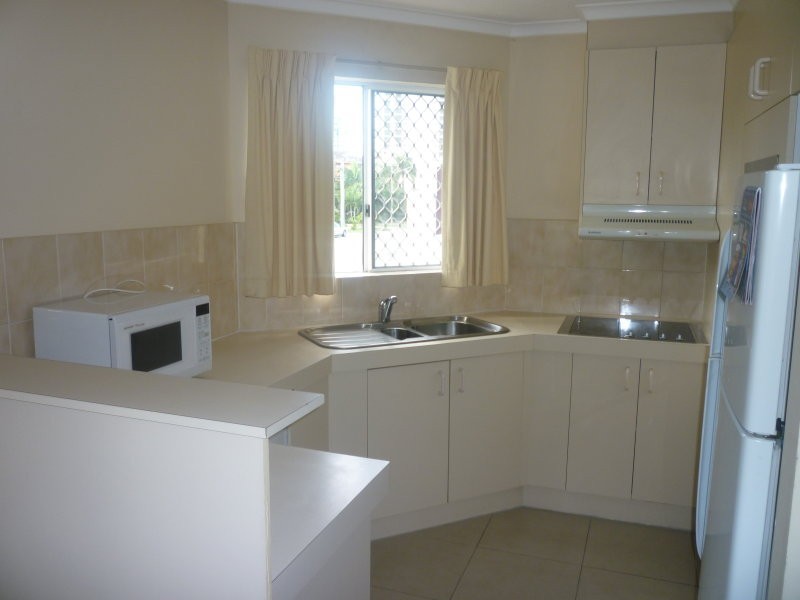 36 Australia Avenue, Broadbeach QLD 4218