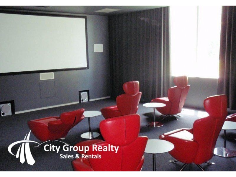 9 Hamilton Av, Surfers Paradise QLD 4217