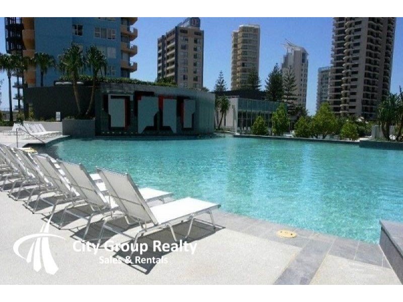 9 Hamilton Av, Surfers Paradise QLD 4217