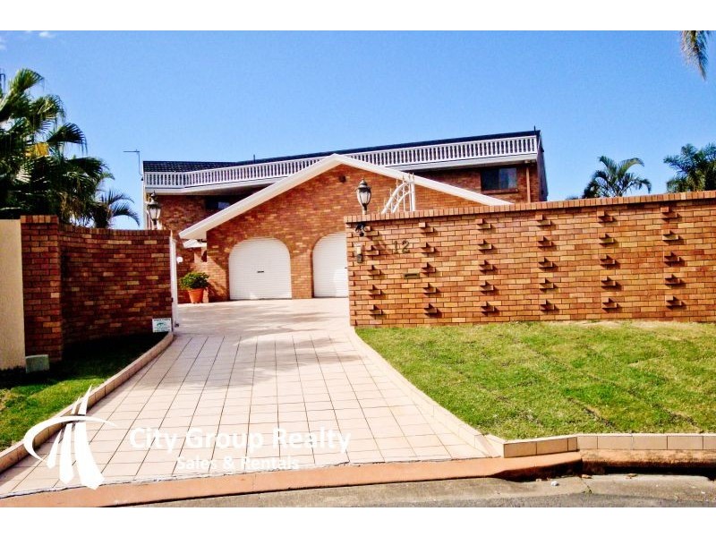 12 Lowanna Court, Mermaid Waters QLD 4218