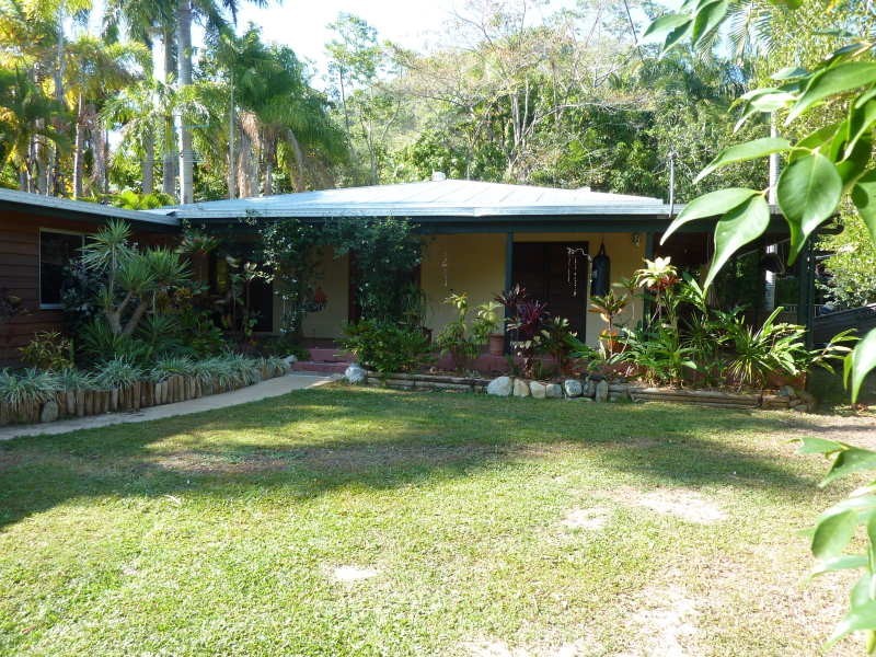 Trinity Beach QLD 4879