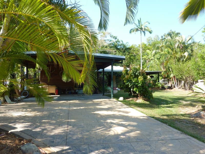 Trinity Beach QLD 4879