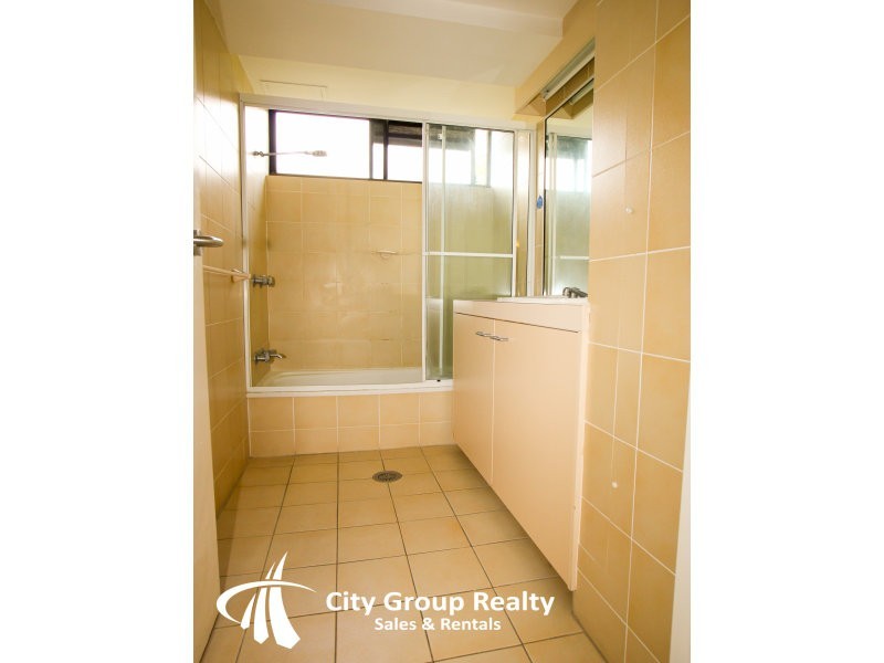 828 Pacific Parade, Currumbin QLD 4223