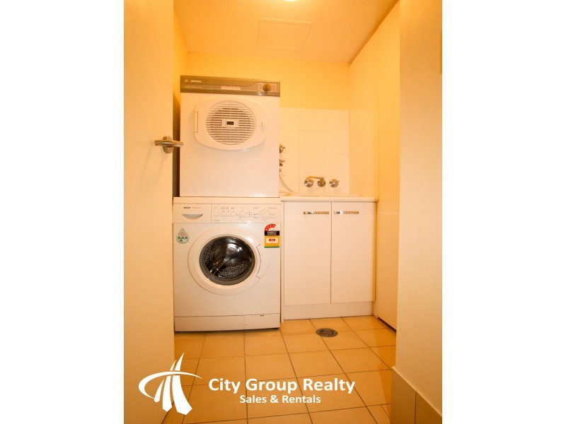 828 Pacific Parade, Currumbin QLD 4223