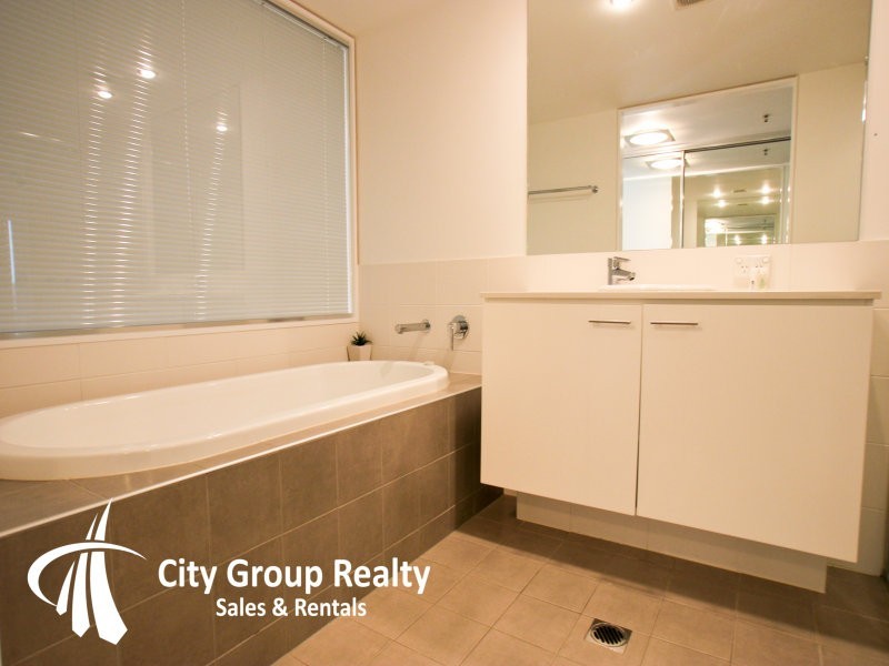 2114/33 T E Peters Drive, Broadbeach Waters QLD 4218