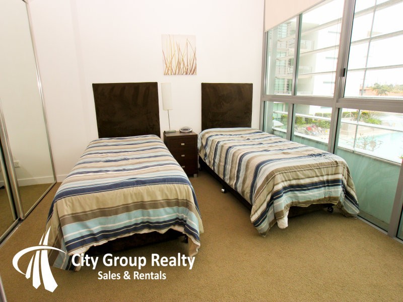 2114/33 T E Peters Drive, Broadbeach Waters QLD 4218