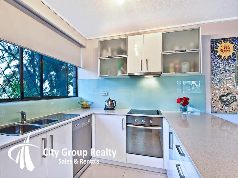186 Ferny Ave, Surfers Paradise QLD 4217