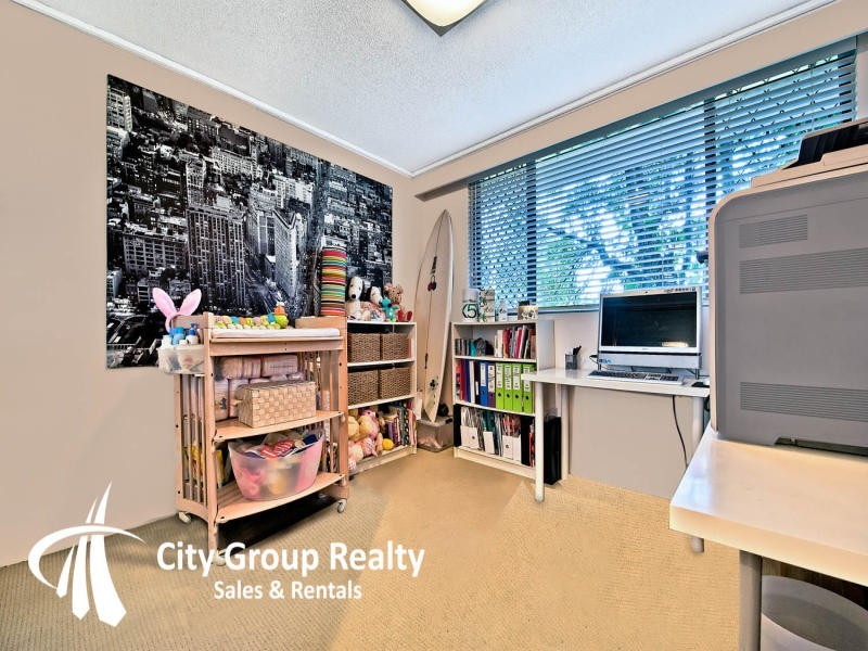 186 Ferny Ave, Surfers Paradise QLD 4217