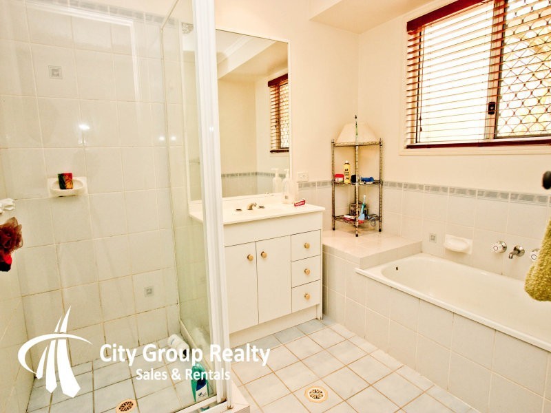 2 Sheldon Court, Worongary QLD 4213