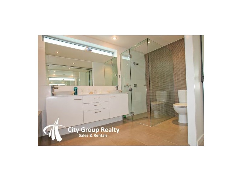 Broadbeach QLD 4218