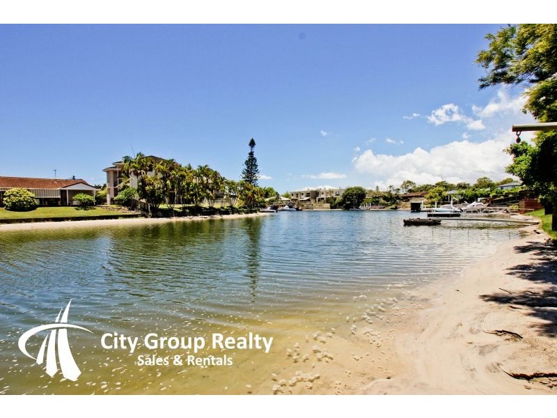 105 Bundall Road, Surfers Paradise QLD 4217