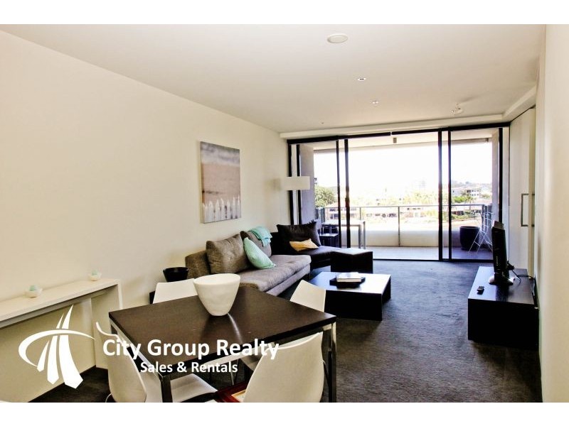 4 Waroonga Street, Surfers Paradise QLD 4217