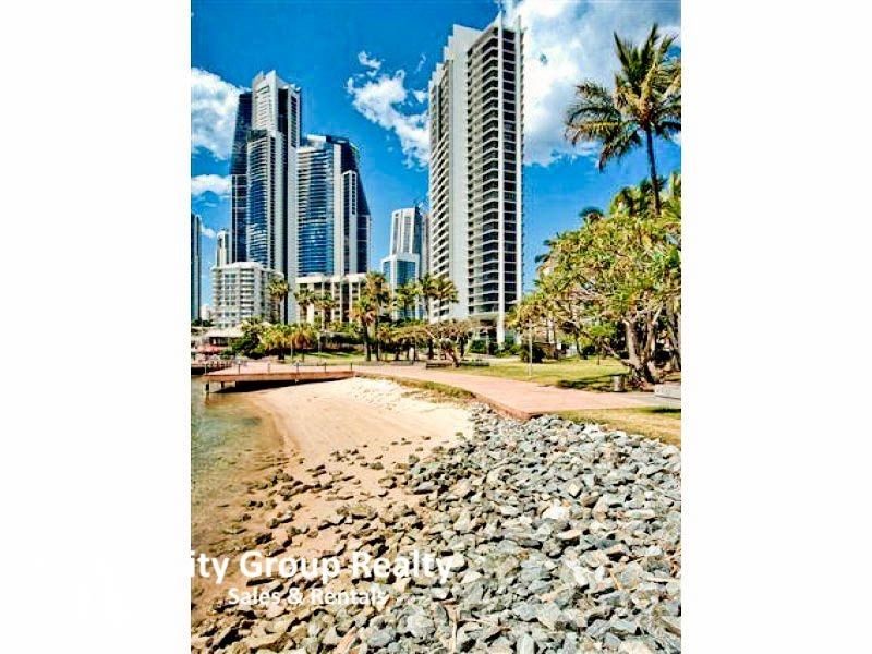 4 Waroonga Street, Surfers Paradise QLD 4217