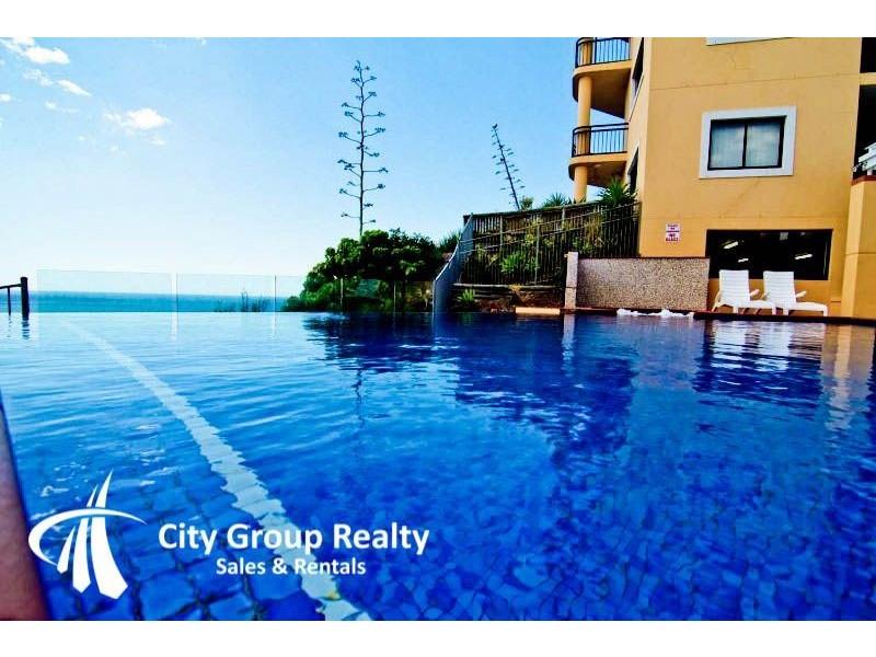 1 Great Hall Drive, Miami QLD 4220