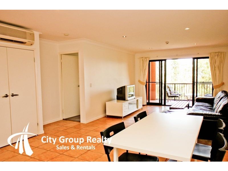 1 Great Hall Drive, Miami QLD 4220