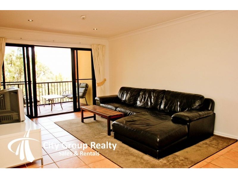 1 Great Hall Drive, Miami QLD 4220