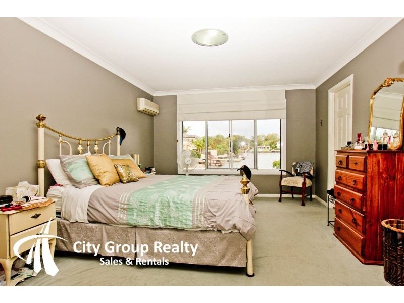 78 Boomarang Street, Sorrento QLD 4217