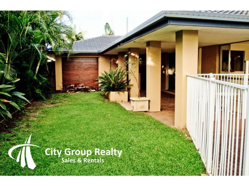 93 Allambi Avenue, Broadbeach Waters QLD 4218