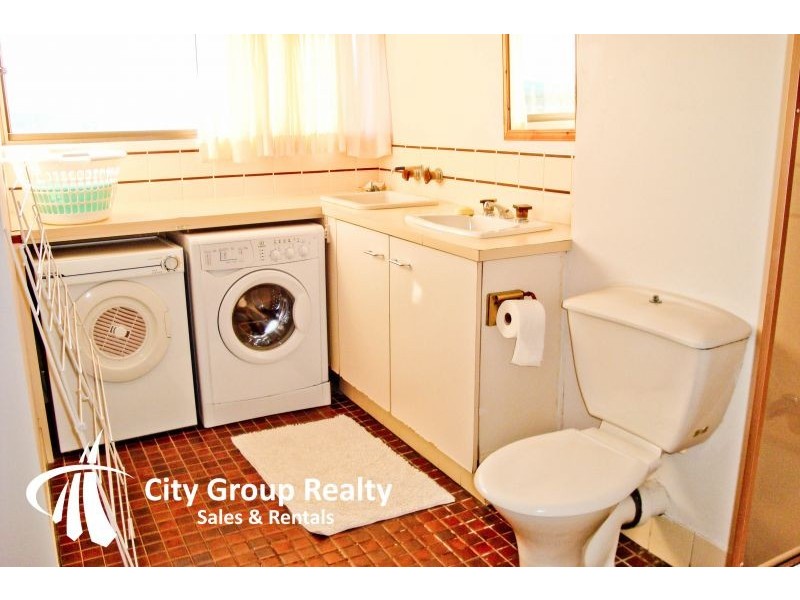 146 The Esplanade, Burleigh Heads QLD 4220