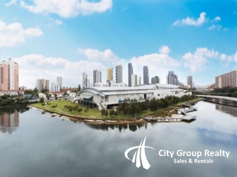 33 T E Peters Drive, Broadbeach QLD 4218