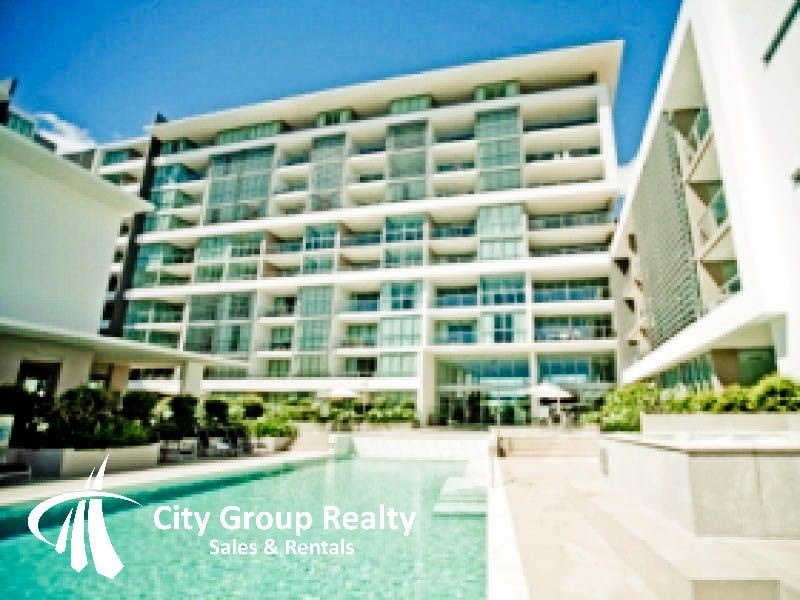 33 T E Peters Drive, Broadbeach QLD 4218