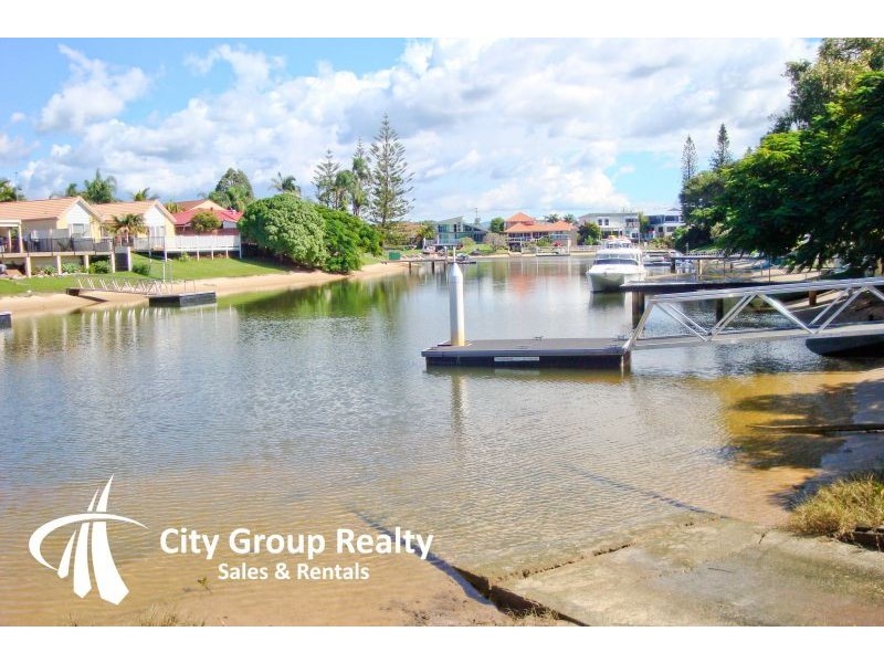 Broadbeach Waters QLD 4218