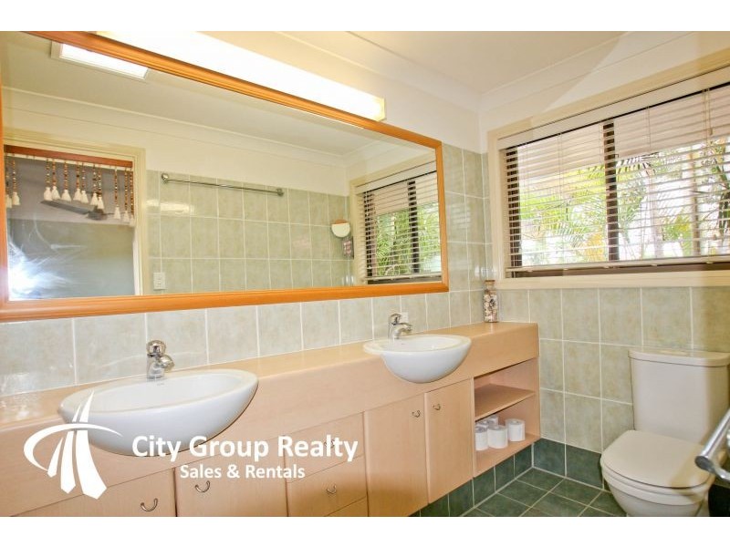 Mermaid Waters QLD 4218