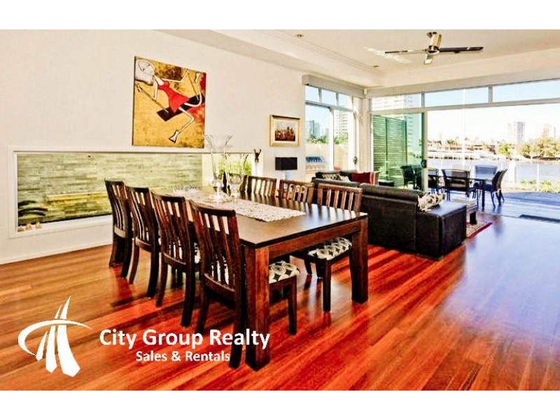 Chevron Island QLD 4217