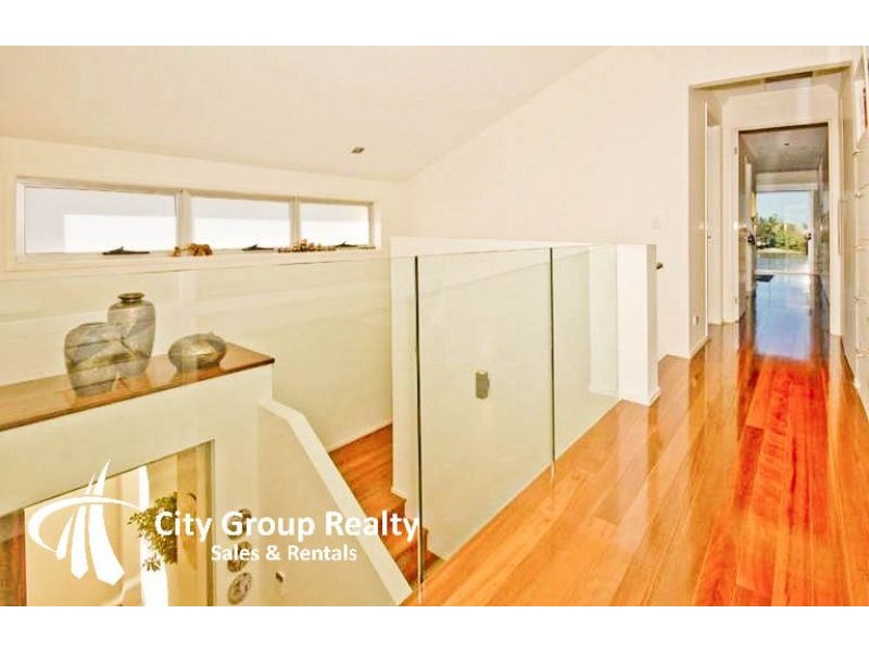 Chevron Island QLD 4217