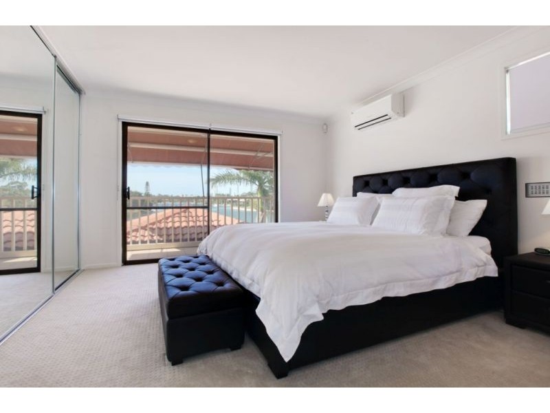 Broadbeach Waters QLD 4218