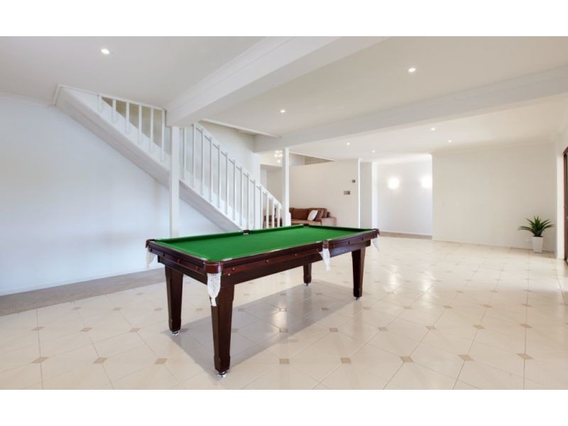 Broadbeach Waters QLD 4218