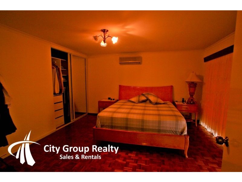 Broadbeach Waters QLD 4218