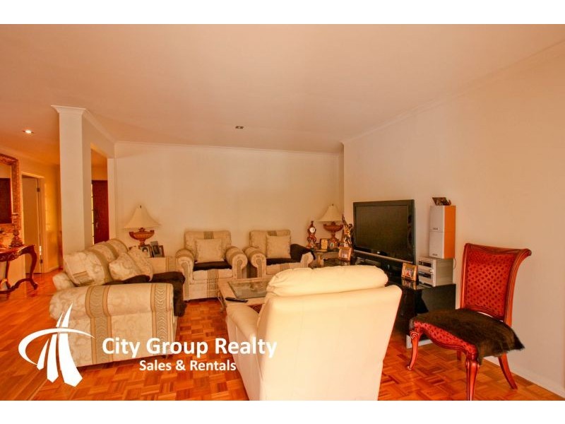 Broadbeach Waters QLD 4218