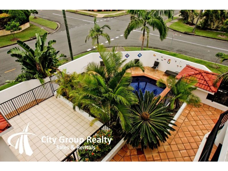 15 Surf Street, Mermaid Beach QLD 4218