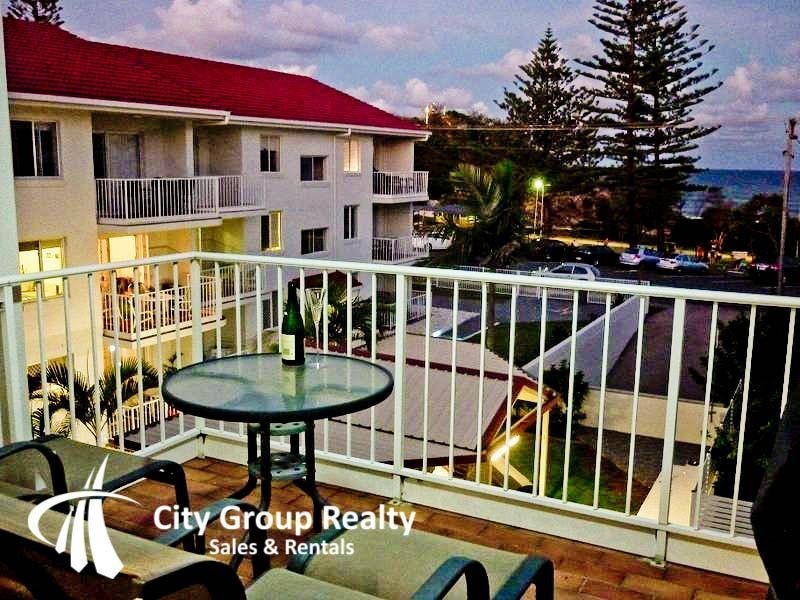 300 The Esplanade, Miami QLD 4220