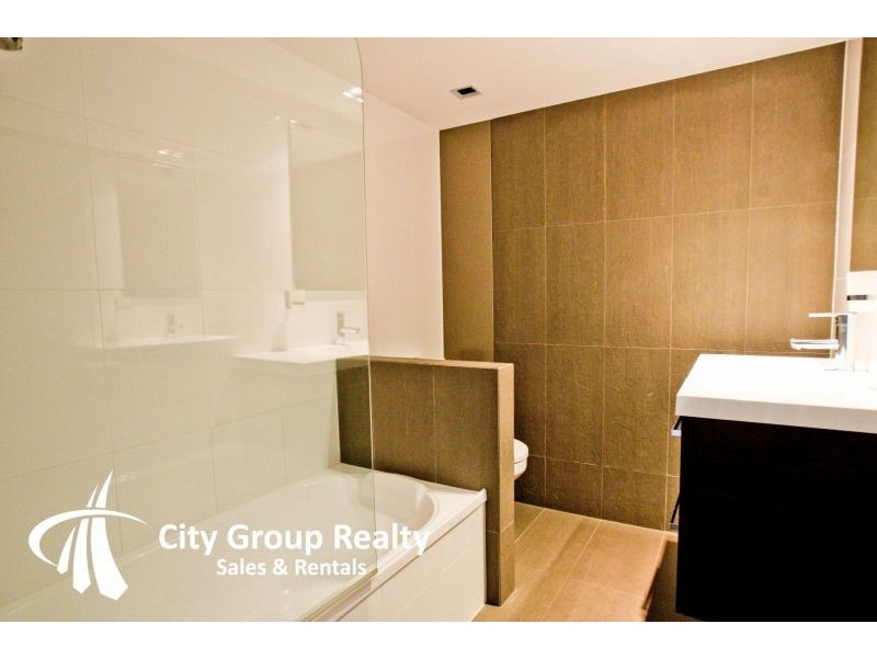 300 The Esplanade, Miami QLD 4220