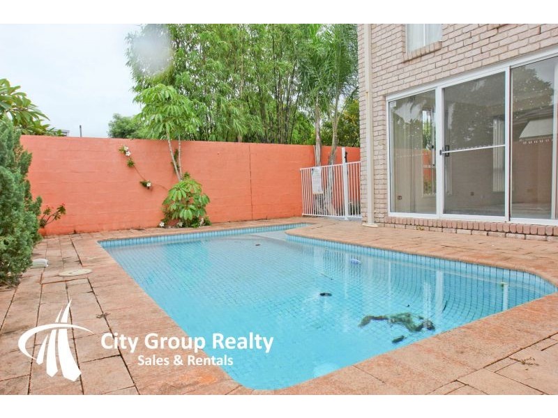 Isle Of Capri QLD 4217